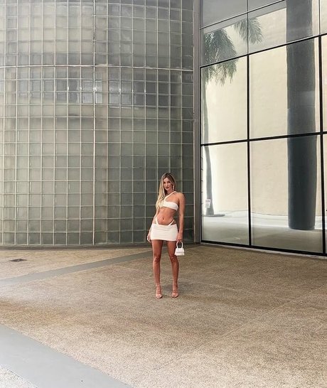 Casi Davies estrella caliente fotos