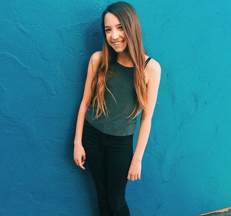 Bailey Silva actriz de desnudos recopilación