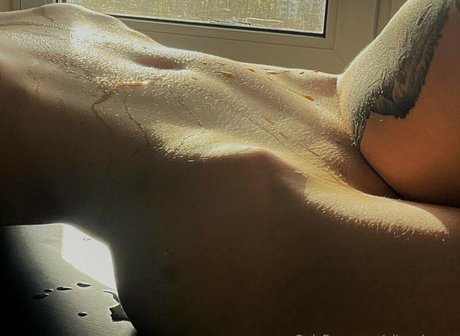 alinaaboom actriz exclusiva imagen