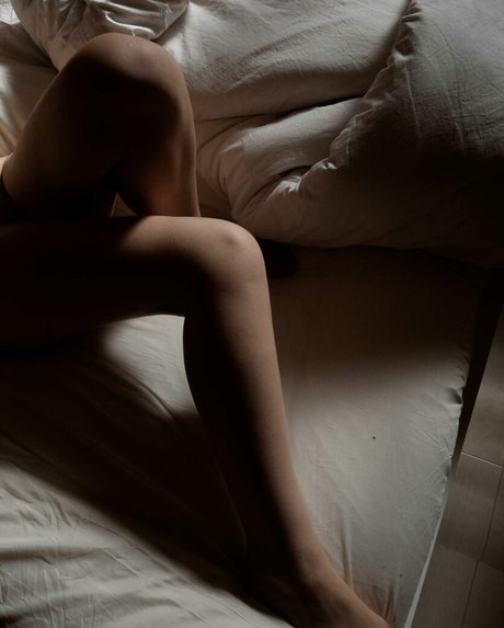 Sairu Hoshi desnudos estrella archivo