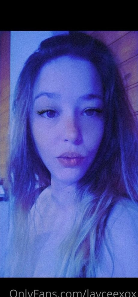 Laycee XoX desnudos de estrellas porno foto