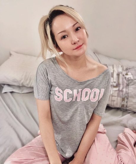 Reina Scully actriz sexual galerías