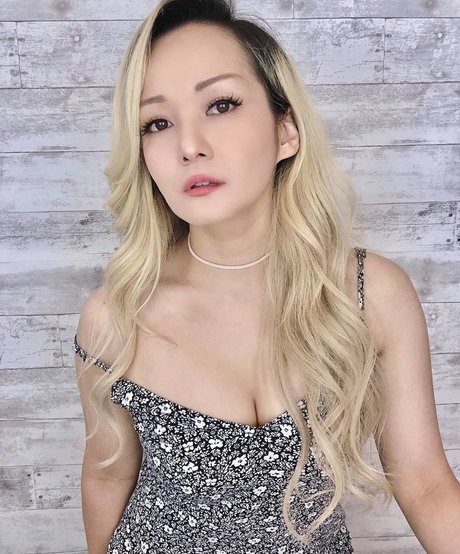 Reina Scully sexo estrella imágenes