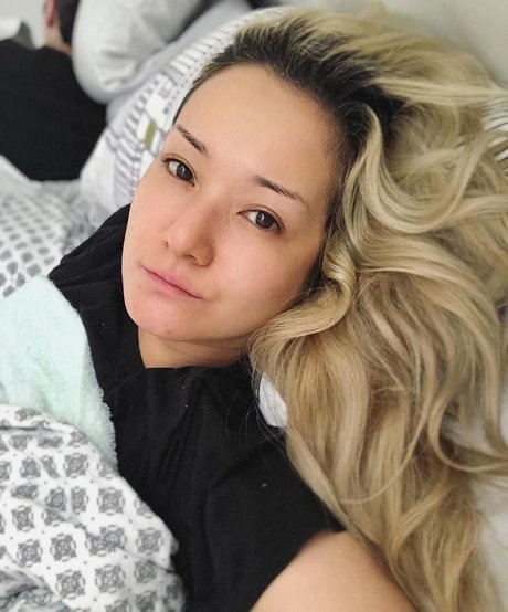 Reina Scully actriz de arte galería