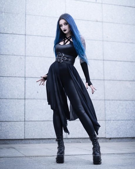 BlueAstrid modelo mejor foto