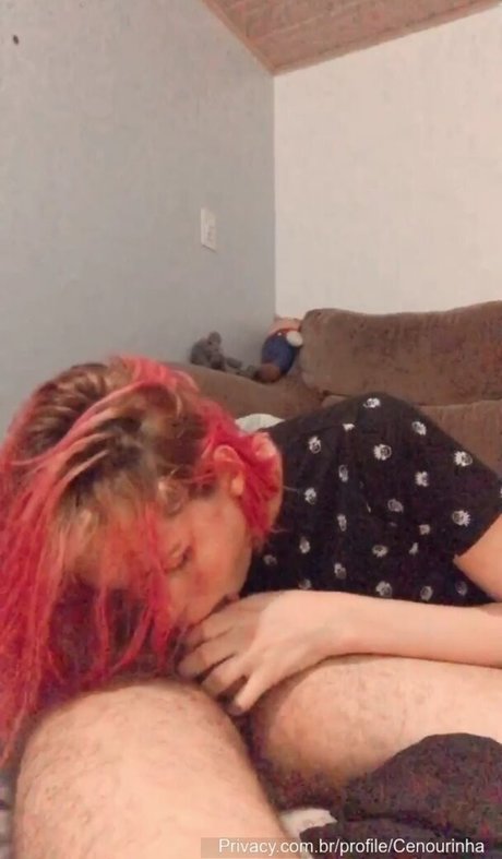 Cenourinha modelo bonita fotos