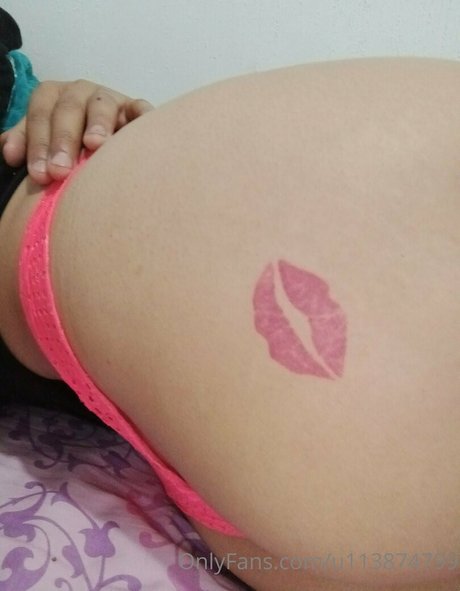 Itzel Loera estrella desnuda galerías