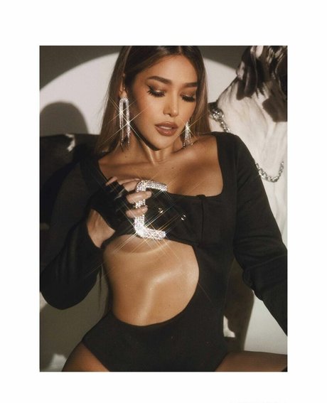 Farina arte estrella porno imagen