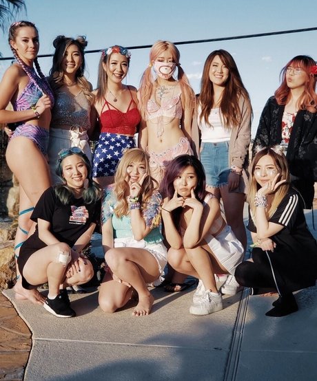 Yvonneflinetv estrella porno perfecta imagen