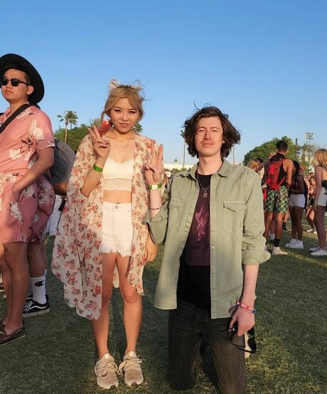 Yvonneflinetv mejor estrella foto