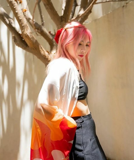 Yvonneflinetv arte estrella porno fotos