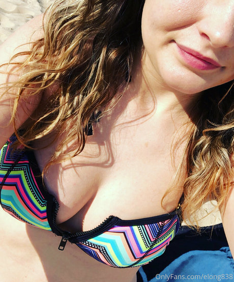 Emily Mae modelo hermosa foto