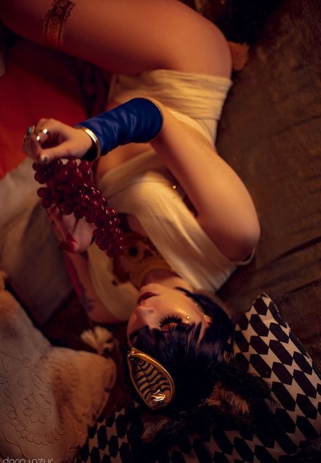 Bizarre Deer arte modelo galerías