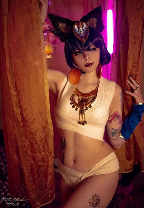 Bizarre Deer modelo porno galería