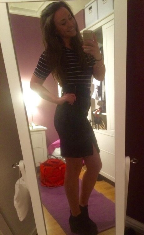 Charis Lister modelo caliente galería