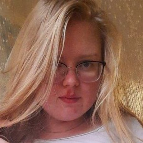 kisilito estrella porno atractiva foto