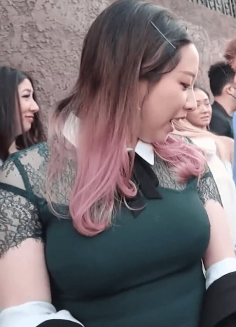 Starsmitten Celine estrella adulta foto