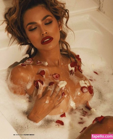 Aixa Pena estrella erótica galerías