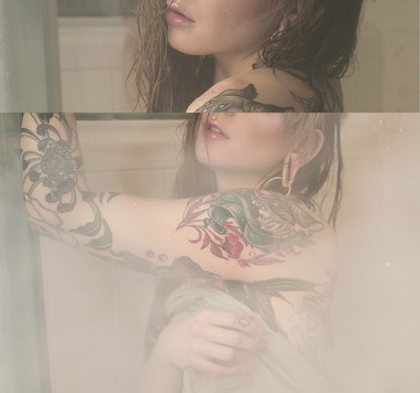 Ashesbardole modelo desnudo imagen