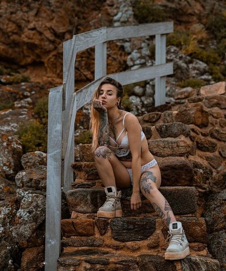 pandatylr desnudos de modelos recopilación