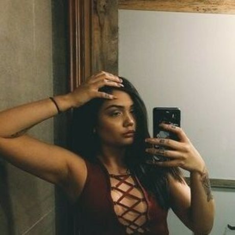 Raven Felix estrella porno adulto foto