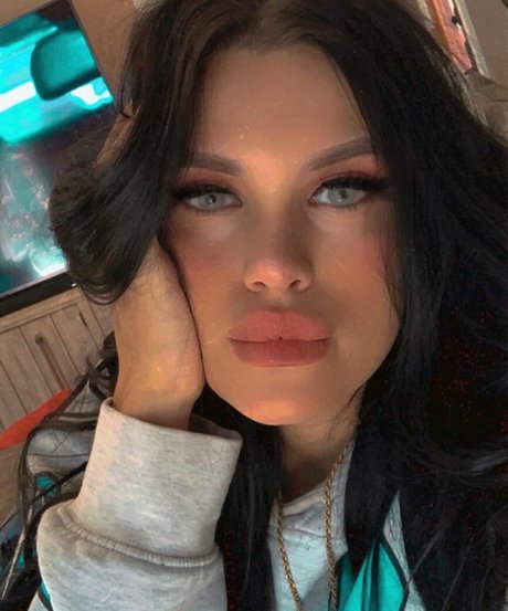 Alyssa Tognetti estrella xxx imágenes