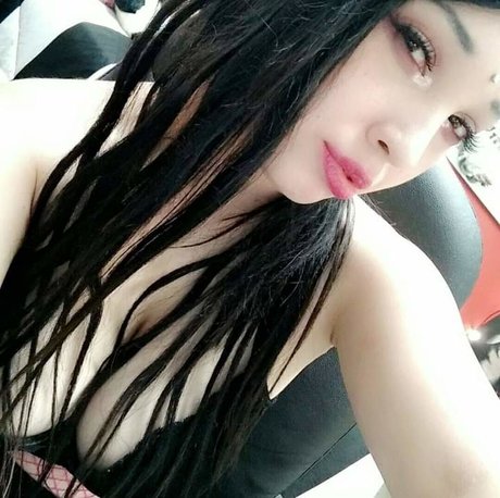 Ghoulempress modelo desnudo foto