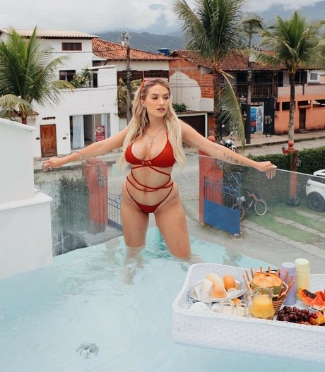 Sabrina Kaminski modelo adulto galería