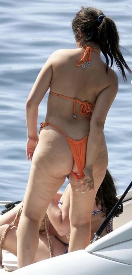 Camilla Cabelo estrella sexy imagen