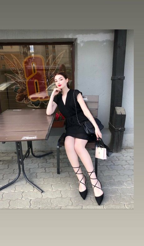 Julia Molligan estrella porno recopilación