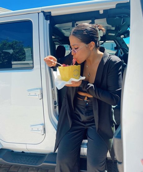 Nadia Jaftha estrella sexy archivo