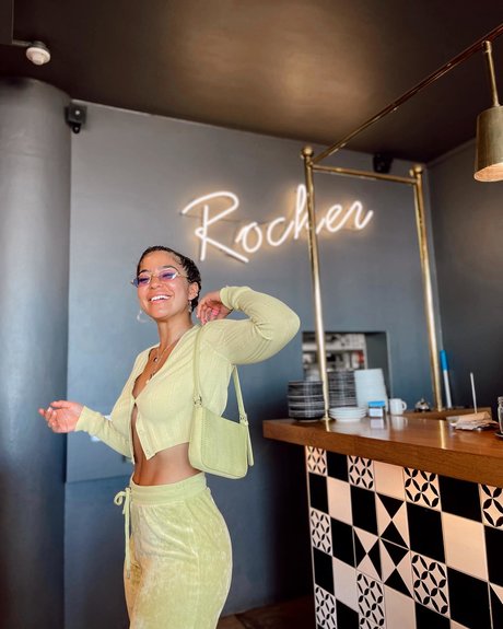 Nadia Jaftha estrella porno gratis fotos