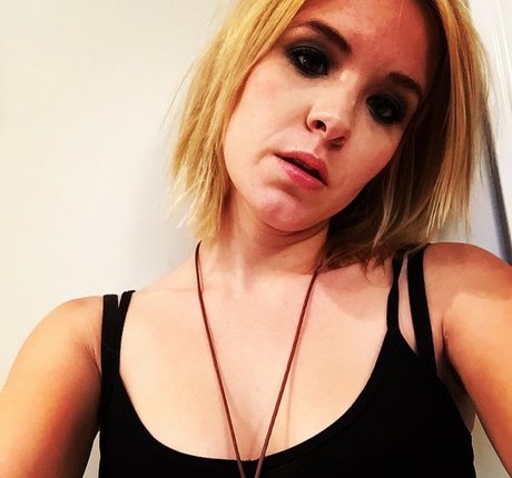 mamada latina onlyfans caliente fotos