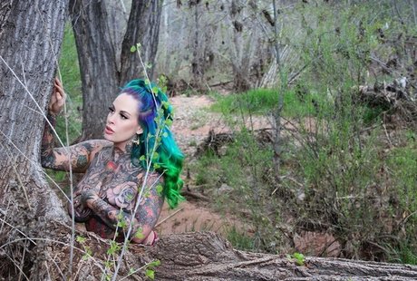 Kandyisbadass actriz caliente imágenes