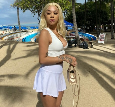 kilograhm modelo pornografico galería