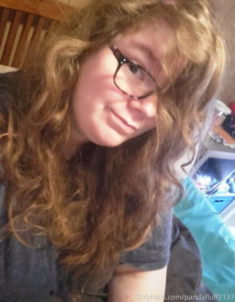 pandafluff1137 estrella desnuda imágenes