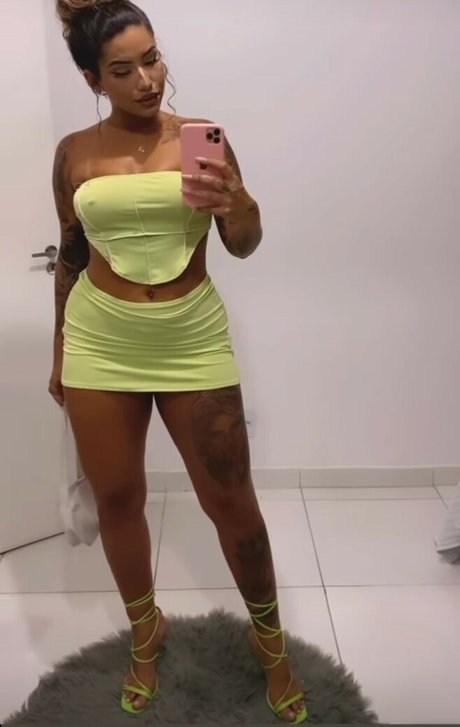 Muito Linda estrella porno en alta definición foto