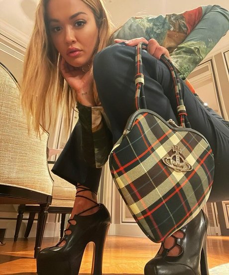 Rita Ora modelo de alta calidad galería