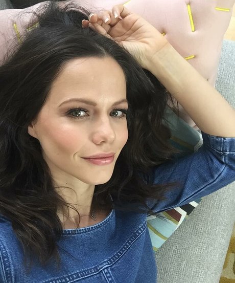 Tammin Sursok actriz galería