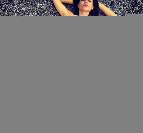 Tammin Sursok modelo pornografico imágenes