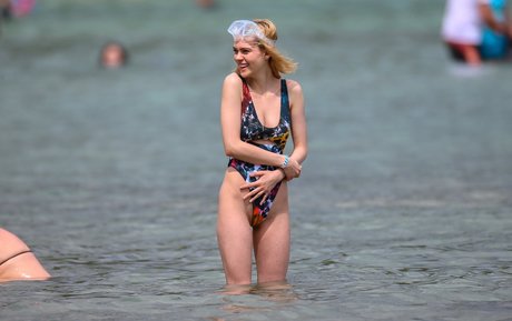 Nicola Peltz mejor modelo galerías