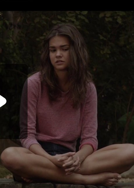 Maia Mitchell actriz erótica recopilación