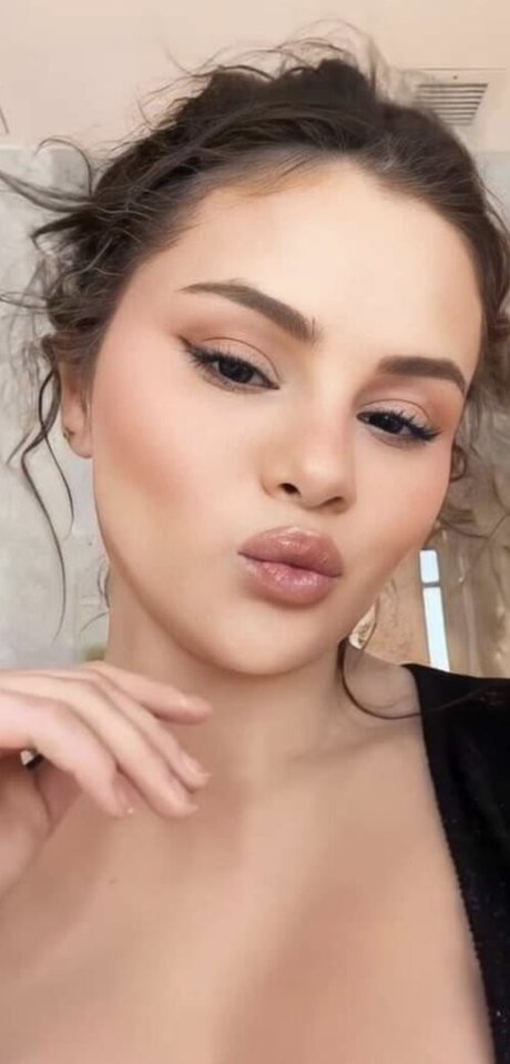 famosos desnudos onlyfans bonito pornografico imagen