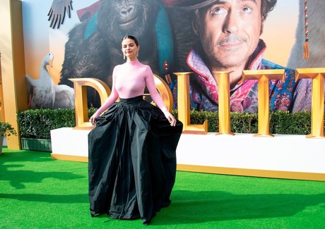 estrellas de tiktok onlyfans bastante adulta archivo