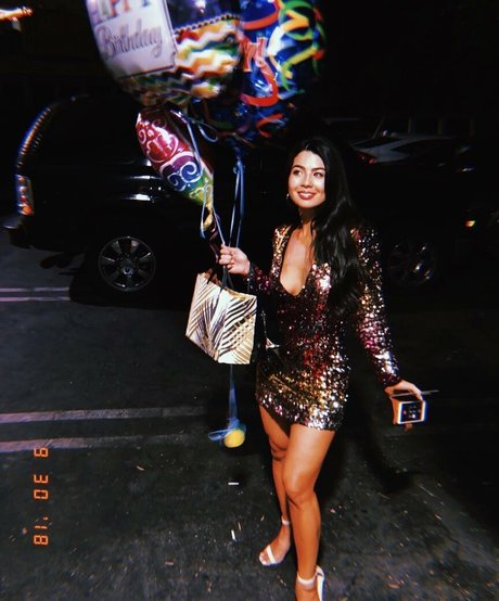 CarolineKwan estrella porno en alta definición fotos