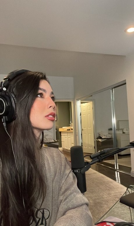 CarolineKwan estrella porno en alta definición imagen