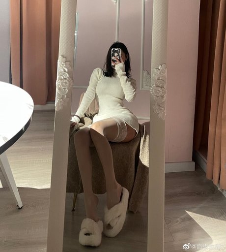 Deer white modelo caliente archivo