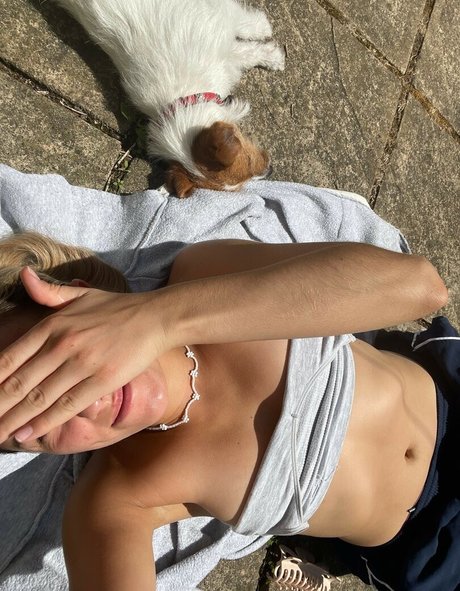 Ailish Morrison hermosa estrella porno galería