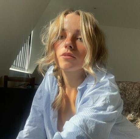 Ailish Morrison estrella porno xxx imágenes