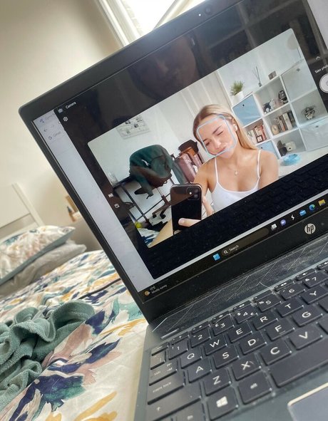 Ailish Morrison modelo desnudos archivo